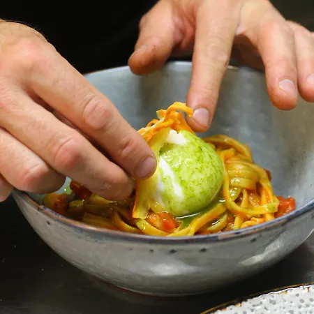 Logis Archambeau 3* Thonac