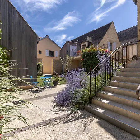 Hotell Logis Archambeau Thonac