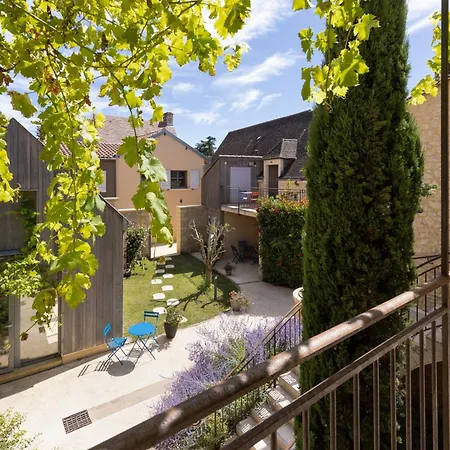 Logis Archambeau 3* Thonac