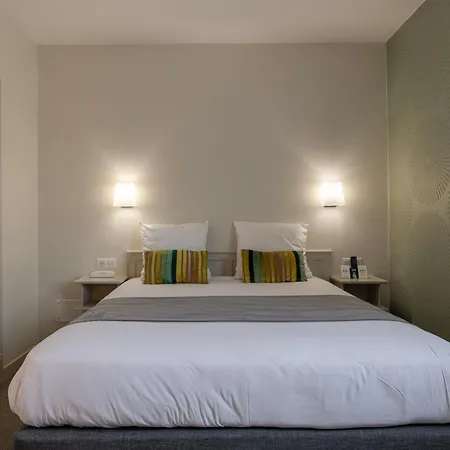 Logis Archambeau 3* Thonac