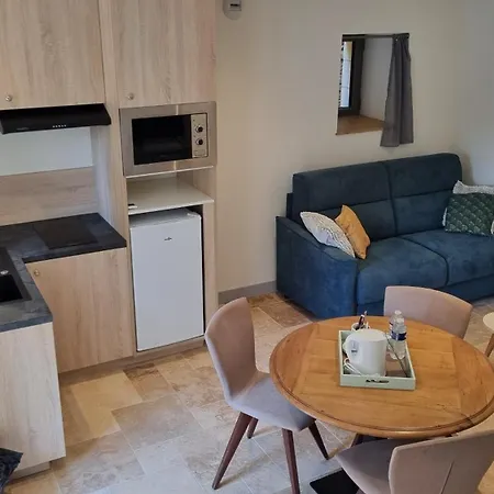 Logis Archambeau Hotell
