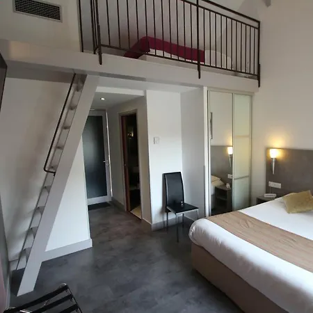 Logis Archambeau 3* Thonac