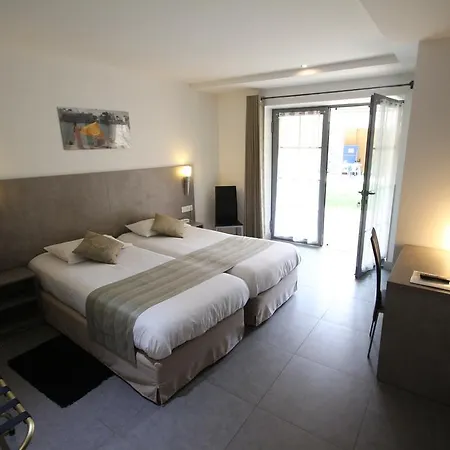 Hotel Logis Archambeau 3*