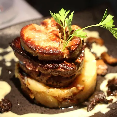 Logis Archambeau Hotel 3*