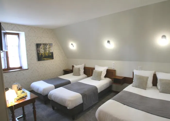 Logis Archambeau Hotel