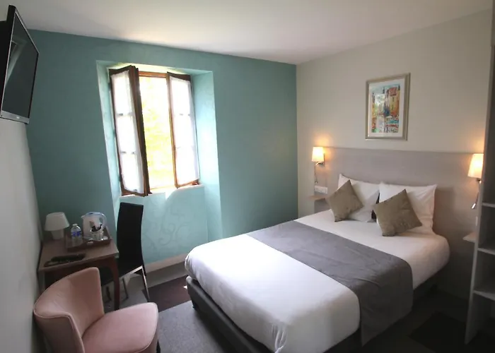 Hotel Logis Archambeau 3*