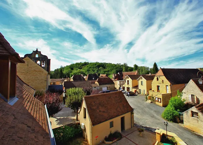 Logis Archambeau Hotel