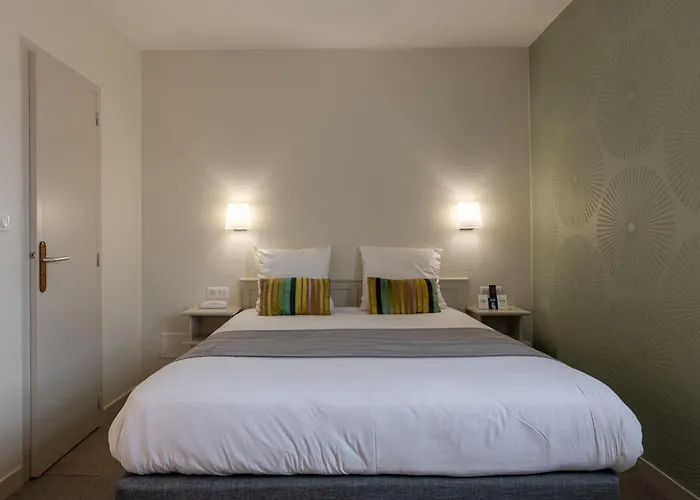 Logis Archambeau 3* Thonac