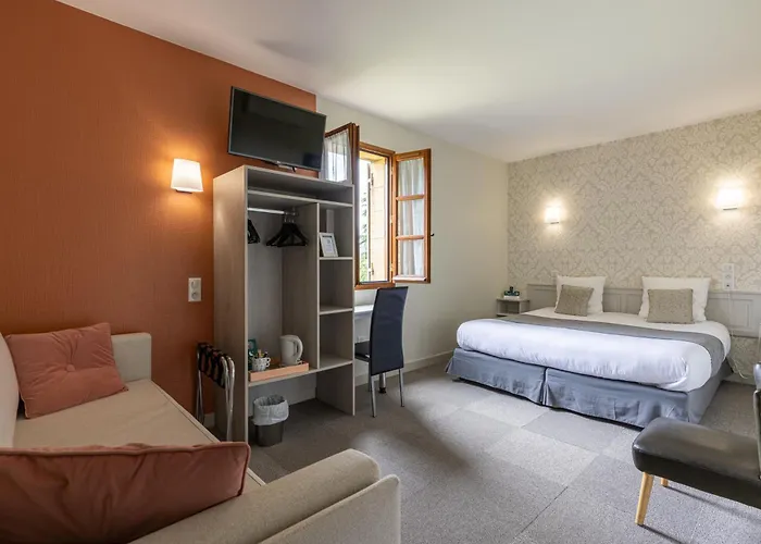 Logis Archambeau Hotel