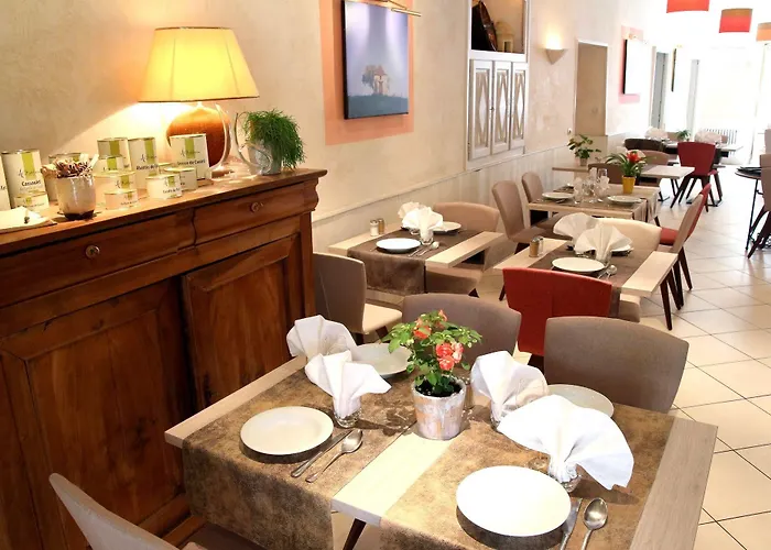 Hotel Logis Archambeau