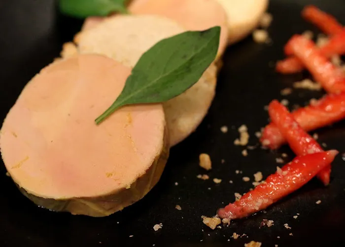 Hotel Logis Archambeau Thonac