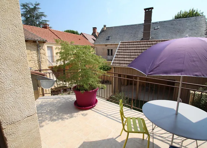 Logis Archambeau Hotel